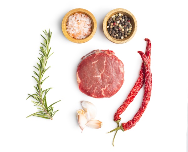 Bistecche Di Carne Fresca Del Macellaio Negozio - Fotografie stock e altre  immagini di Carne - Carne, Crudo, Manzo - iStock